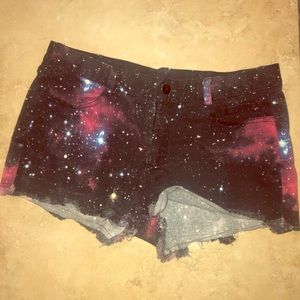Super soft galaxy shorts EUC